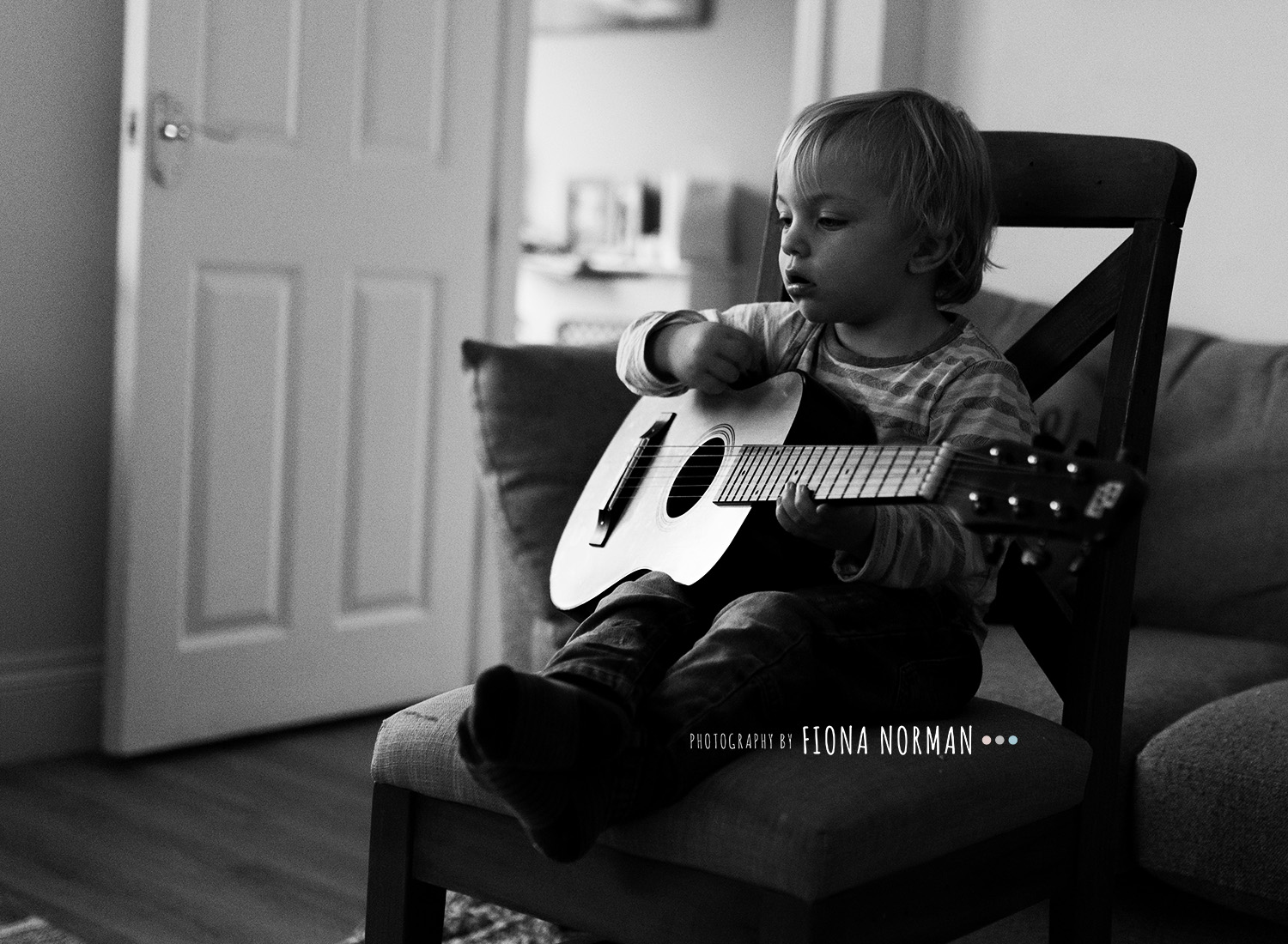 child on guitar