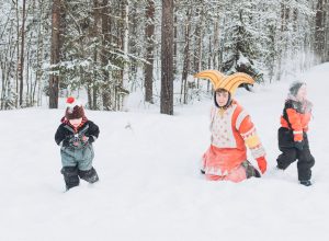 elf and kids at lapland